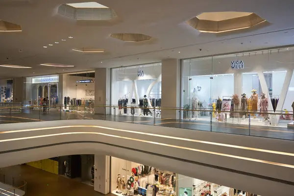 stock image SHENZHEN, CHINA - NOVEMBER 22, 2019: interior shot of Upperhills shopping mall in Shenzhen.