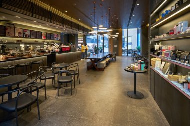 SHENZHEN, ÇİN - 22 Kasım 2019: Shenzhen 'deki UpperHills' te Pasifik Kahvesi 'nin dahili çekimi.