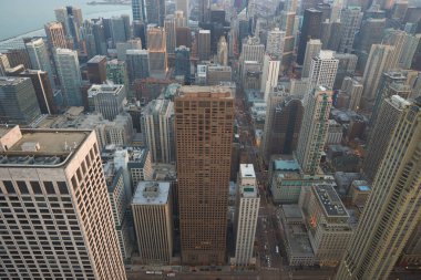 Chicago, IL - CIRCA MARCH, 2016: John Hancock Merkezi 'nden Chicago manzarası. Chicago, Amerika Birleşik Devletleri 'nde büyük bir şehirdir..