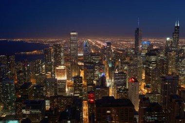 Chicago, IL - CIRCA MARCH, 2016: John Hancock Merkezi 'nden Chicago manzarası. Chicago, Amerika Birleşik Devletleri 'nde büyük bir şehirdir..