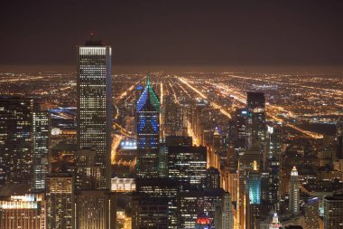 Chicago, IL - CIRCA MARCH, 2016: John Hancock Merkezi 'nden Chicago manzarası. Chicago, Amerika Birleşik Devletleri 'nde büyük bir şehirdir..
