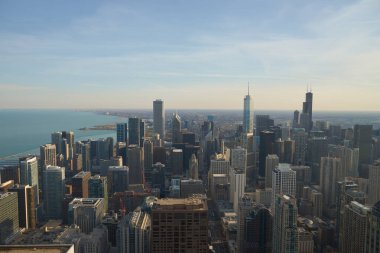 Chicago, IL - CIRCA MARCH, 2016: John Hancock Merkezi 'nden Chicago manzarası. Chicago, Amerika Birleşik Devletleri 'nde büyük bir şehirdir..