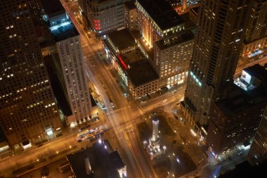 Chicago, IL - CIRCA MARCH, 2016: John Hancock Merkezi 'nden Chicago manzarası. Chicago, Amerika Birleşik Devletleri 'nde büyük bir şehirdir..