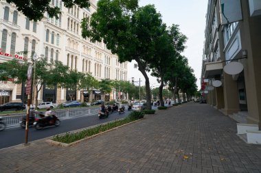 HO CHI MINH CITY, VİETNAM - 29 Mart 2023: Ho Chi Minh City şehir manzarasının sokak seviyesi.