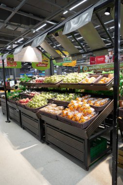 PHUKET, THAILAND - 18 Nisan 2023: Büyük C Extra Phuket 2 'de üretiliyor.