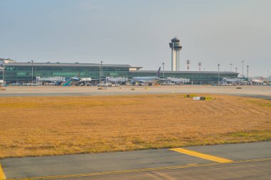 HO CHI MINH CITY, VİETNAM - 30 Mart 2023: Tan Son Nhat Uluslararası Havaalanı Vietnam Havayolları Airbus A321neo.