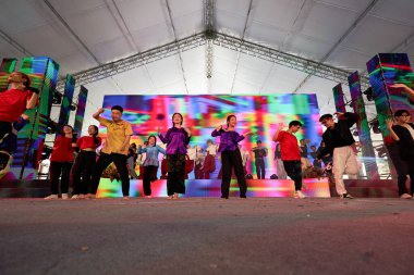 HO CHI MINH CITY, VİETNAM - 26 Mart 2023: Ho Chi Minh City 'de Gençlik Festivali 2023' te dans gösterisi.
