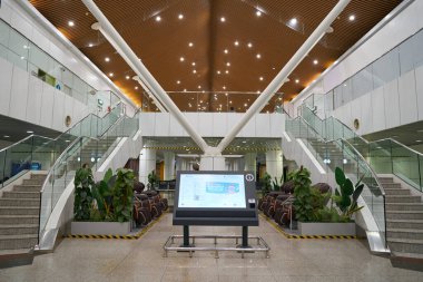 KUALA LUMPUR, MALAYSIA - CIRCA MAYIS, 2023: Kuala Lumpur Uluslararası Havaalanı 'nın iç çekimleri.