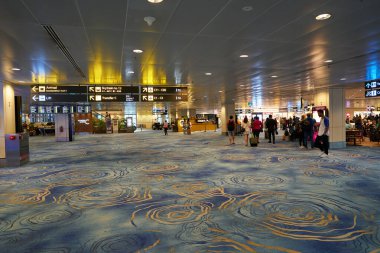 SINGAPORE - NOVEMBER 06, 2023: Singapur Changi Havaalanı 'nın içi.