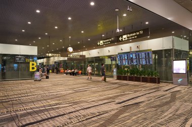 SINGAPORE - NOVEMBER 06, 2023: Singapur Changi Havalimanı, Terminal 3.