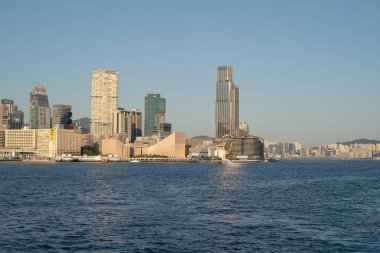 HONG KONG, ÇİN - 07 Aralık 2023: Tsim Sha Tsui Rıhtımı, Kowloon, Hong Kong.