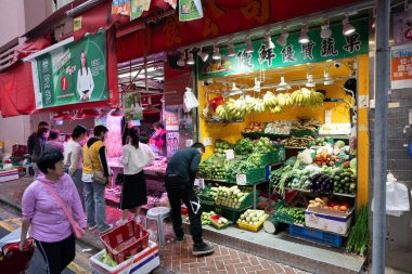 HONG KONG, ÇİN - 06 Aralık 2023: Hong Kong 'da çeşitli ürünler satılıyor.