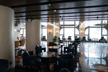 HONG KONG, ÇİN - 06 Aralık 2023: Park Lane Hong Kong 'daki Yönetici Salonu' nun İçsel Çekimi.