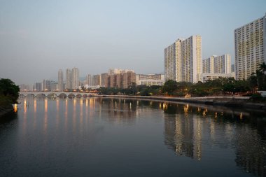 HONG KONG, ÇİN - 04 ARALIK 2023 Sha Tin şehir manzarası.