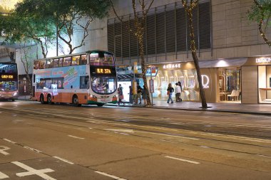 HONG KONG, ÇİN - 05 Aralık 2023: Hong Kong 'daki Dickson mağazasının sokak manzarası.