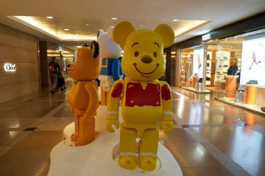 HONG KONG, Çin - 05 Aralık 2023: Harbour City 'de gösterilen fare figürleri. Liman şehri Tsim Sha Tsui, Kowloon 'da bir alışveriş merkezidir..