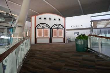 PHUKET, THAILAND - MAYIS 09, 2023: Phuket Uluslararası Havaalanı 'nın içi.