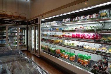 BANGKOK, THAILAND - 27 Ekim 2023: Bangkok 'taki Limon Çiftliği Marketinde Satılık Ürün.