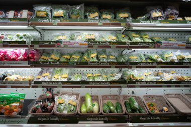 BANGKOK, THAILAND - 27 Ekim 2023: Bangkok 'taki Limon Çiftliği Marketinde Satılık Ürün.