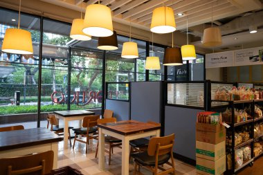 BANGKOK, THAILAND - 27 Ekim 2023: Bangkok 'taki Limon Çiftliği Marketinin İçsel Çekimi.