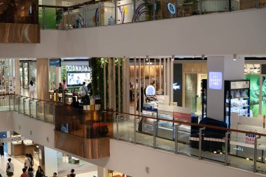 BANGKOK, THAILAND - 09 ARALIK 2023: Bangkok 'taki CentralWorld alışveriş merkezinde.