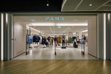 BANGKOK, THAILAND - 24 HAZİRAN 2020: Bangkok 'taki Zara mağazasına giriş.