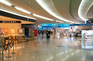 DUBAI, BAE - 21 Şubat 2019: Dubai Uluslararası Havaalanı 'nın iç çekimleri.