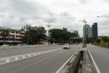 JOHOR BAHRU, MALAYSIA - 23 Kasım 2023: Johor Bahru sokak manzarası.