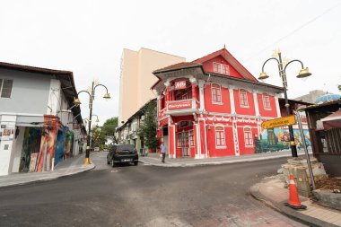 JOHOR BAHRU, MALAYSIA - 24 Kasım 2023: Johor Bahru kentsel sokak sahnesi.