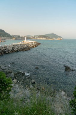 Busan, Güney Kore - 25 Mayıs 2017: Jukdo Parkı 'ndan Songjeong Breakwater.