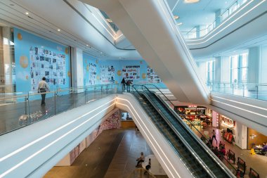 Shenzhen, Çin - Şubat 06, 2019: UpperHills alışveriş merkezi, Futian Bölgesi, Shenzhen.