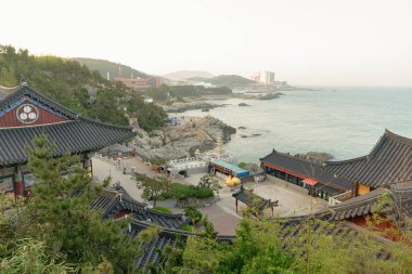 Busan, Güney Kore - 25 Mayıs 2017: Busan 'daki Haedong Yonggungsa Tapınağı.