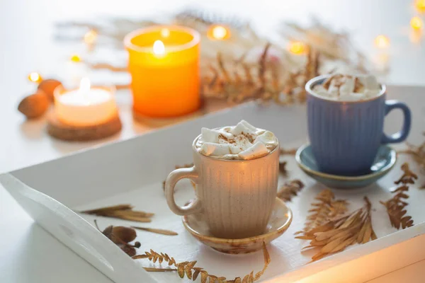 Two Cups Coffee Marshmallows Autumn Decor White Wooden Tray — Stock Photo, Image