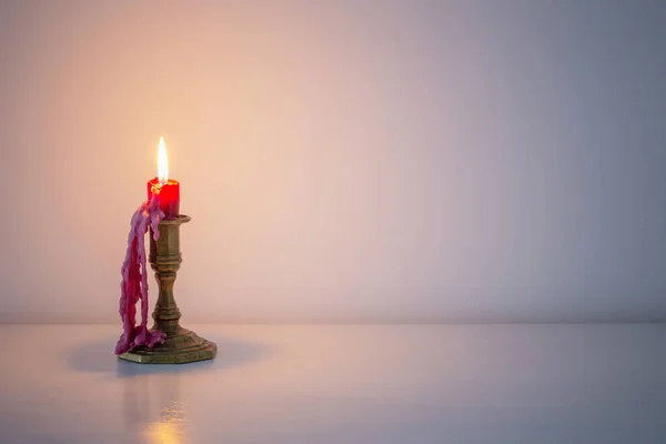 Червона Горіння Свічка Білому Інтер Єрі — стокове фото
