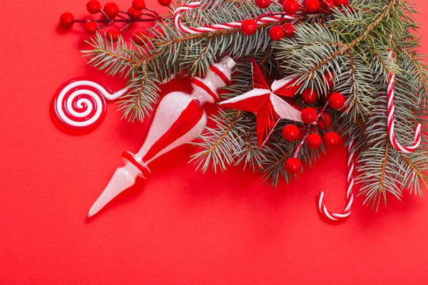 Decoraciones Navidad Sobre Fondo Rojo —  Fotos de Stock