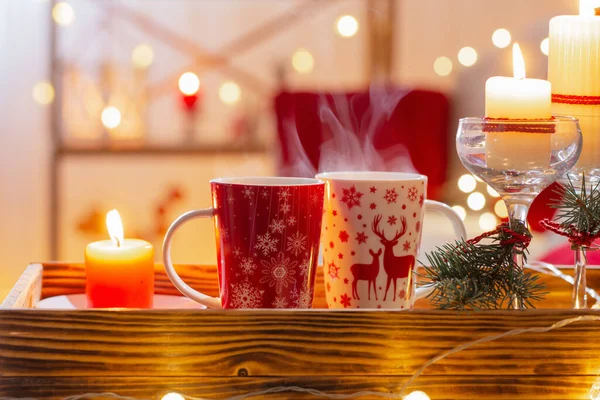 Kopp Varm Dryck Med Jul Dekorationer Vita Och Röda Färger — Stockfoto