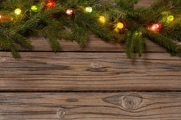 Luces Navidad Coloridas Sobre Fondo Madera Oscura — Foto de Stock