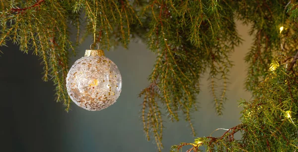 Christmas Decor Golden Balls Background Dark Wall — Stock Photo, Image