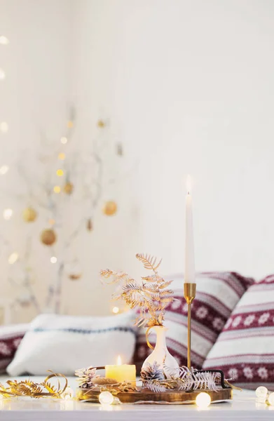 Decoraciones Caseras Navidad Con Velas Interior Blanco —  Fotos de Stock