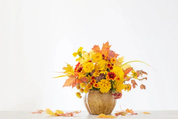 Autumnal Bouquet Ceramic Vase White Background — Stock Photo, Image