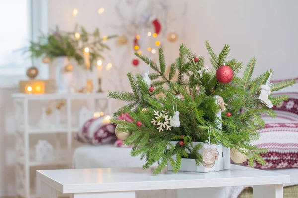 Decoraciones Caseras Navidad Con Velas Colores Rojo Blanco — Foto de Stock