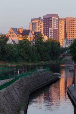 Wroclaw Poland şehir manzarası gün doğumunda