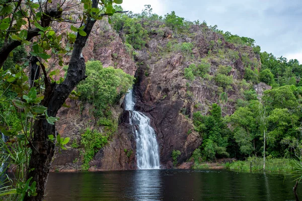Wangi Falls Segmenterad Vattenfall Pool Wangi Creek Som Ligger Litchfield — Stockfoto