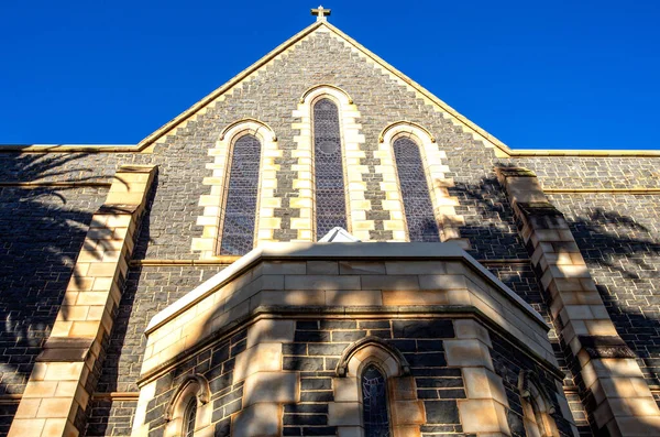 1897年 圣路加圣路加大教堂以传统哥特式复兴风格在昆士兰州托沃翁巴市詹姆斯街建成 — 图库照片