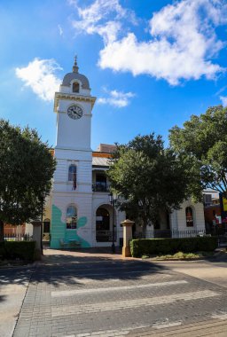Eski Postanenin cephesi 1887 'de İtalyan Rönesans mimari tarzında, Dubbo' da, Yeni Güney Galler 'de, Avustralya' da inşa edildi.