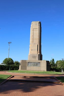 Dubbo Savaş Anıtı Victoria Park, Dubbo, Yeni Güney Galler, Avustralya 'da çeşitli çatışmalarda hizmet edip ölenlere adanmış bir mezarlıktır..