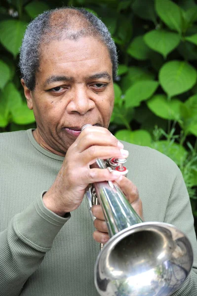 African American Man Playing His Flugelhorn — Stock Photo, Image