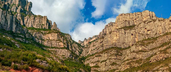 Paisagem Montanhosa Maciço Montserrat Catalunha Espanha Abadia Santa Maria Montserrat — Fotografia de Stock