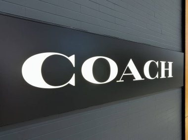 Michigan, ABD, 26 Ocak 2025: Koç markası Twelve Oaks alışveriş merkezinde. Bu New York merkezli çok uluslu lüks bir moda şirketi. 1941 'de kuruldu..