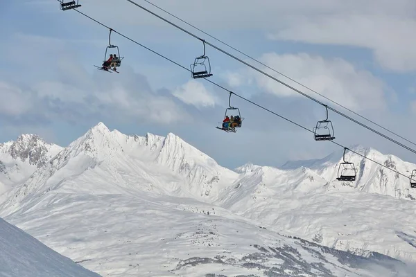 Plagne Francia Circa 2016 Esquí Esquiadores Luz Del Sol Una —  Fotos de Stock